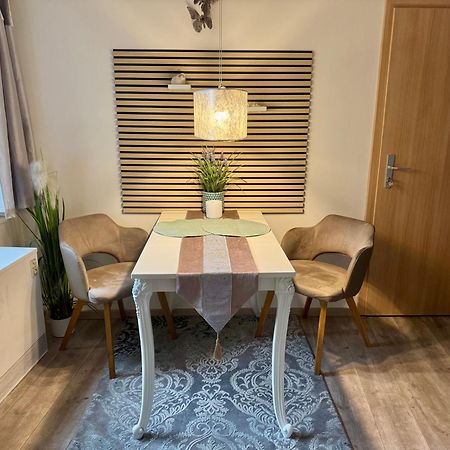 Wohnung Mit Charme, Netflix Rheinstetten Buitenkant foto